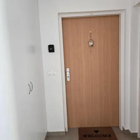 Róza *
